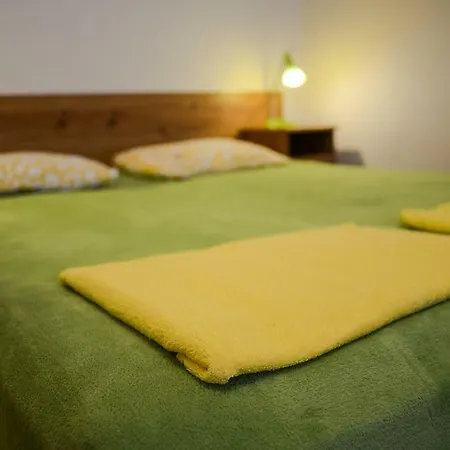 Apartment In The Center Of Roses Street *